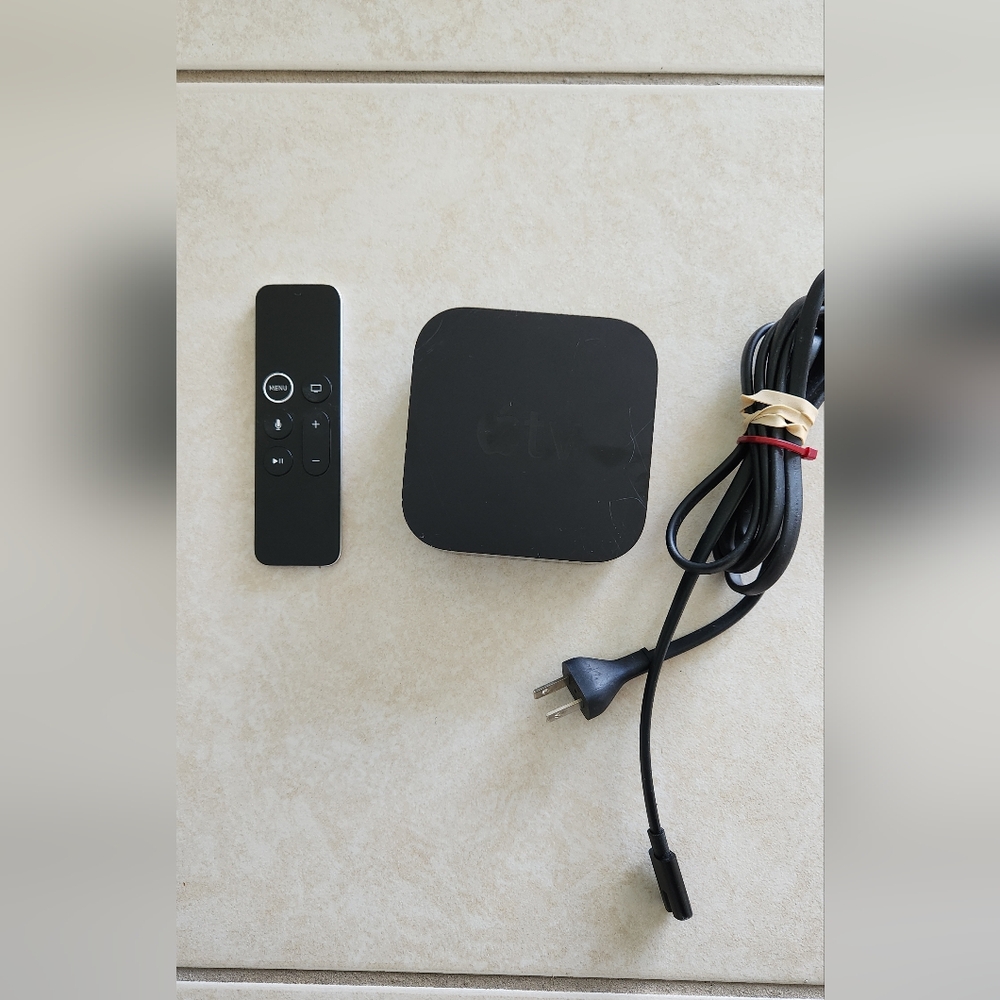 Apple TV HD  A1625 -  32GB (4th Gen.) Good Condition